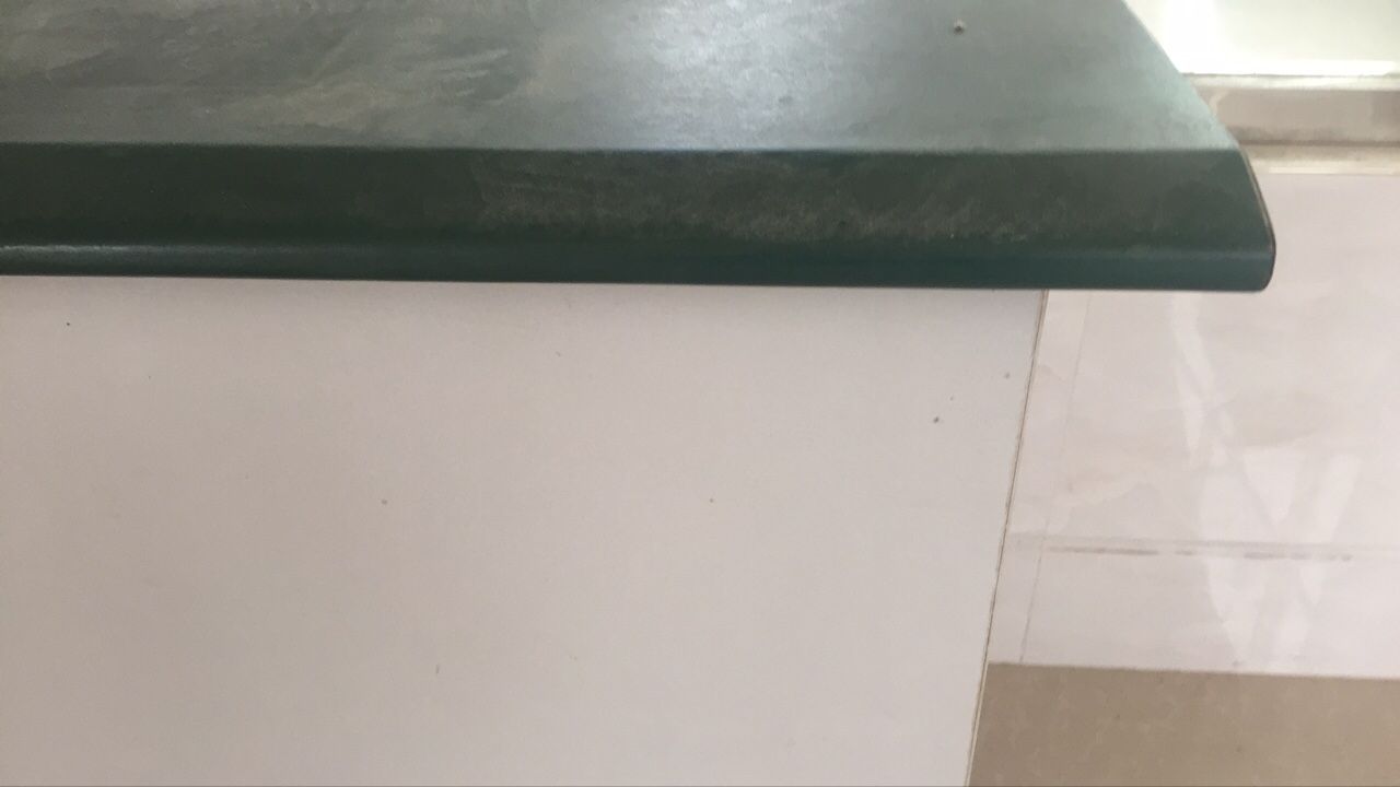 中控台鸭舌台面